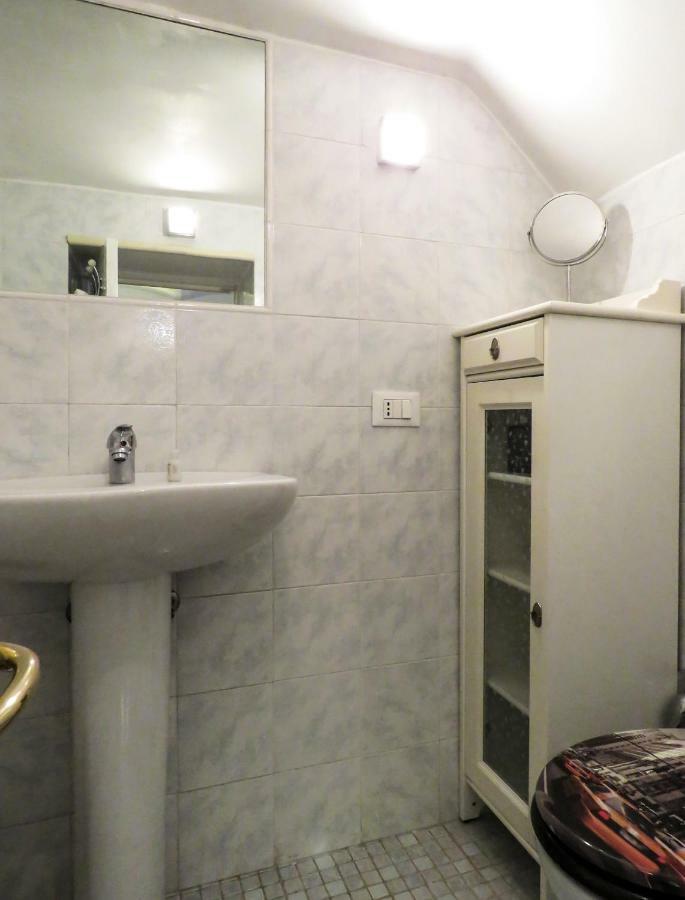 Casa Del Moro - Romantic Loft In Trastevere Exteriér fotografie