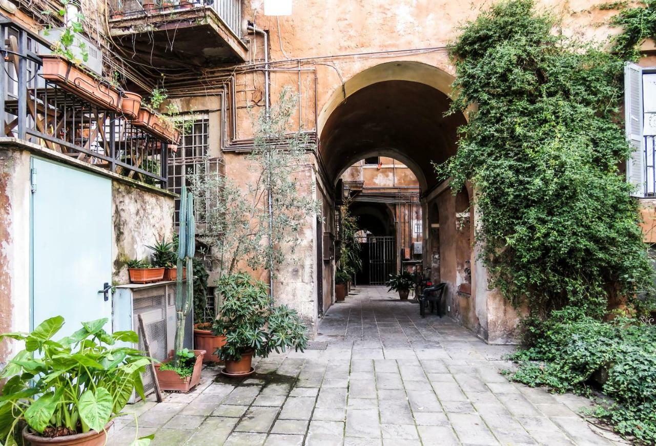 Casa Del Moro - Romantic Loft In Trastevere Exteriér fotografie