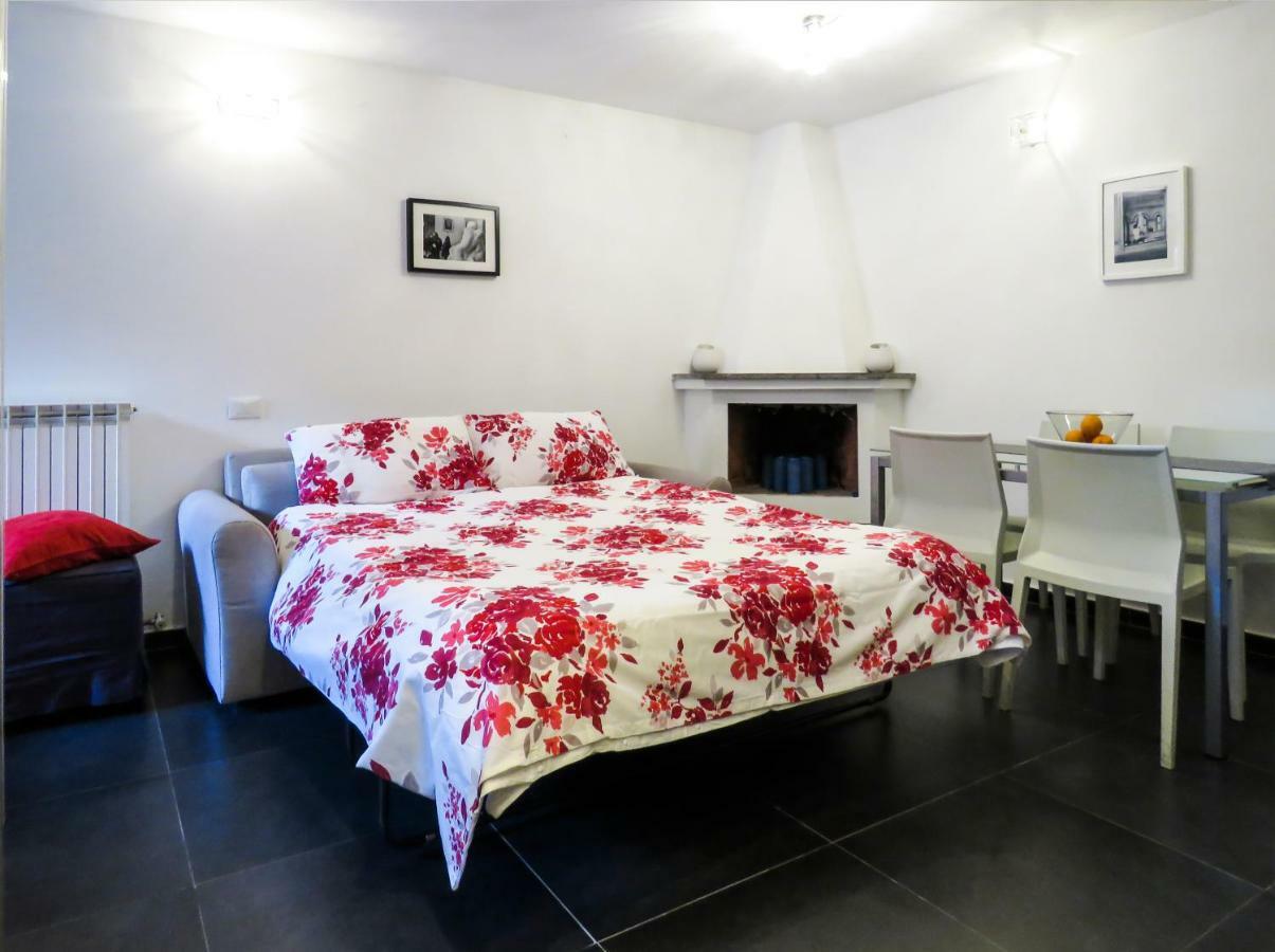 Casa Del Moro - Romantic Loft In Trastevere Exteriér fotografie
