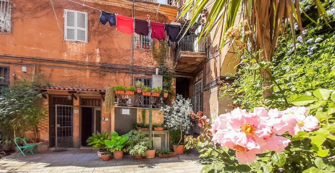 Casa Del Moro - Romantic Loft In Trastevere Exteriér fotografie
